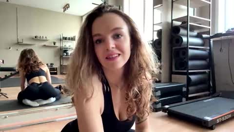 Snapshot of softly_jane chatting on 11-01-25, 04:58 softly_jane online show from 11-01-25, 04:58