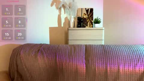 sofia online show from 12-16-25, 03:39