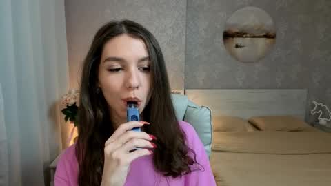 Kelly online show from 09-28-25, 04:23