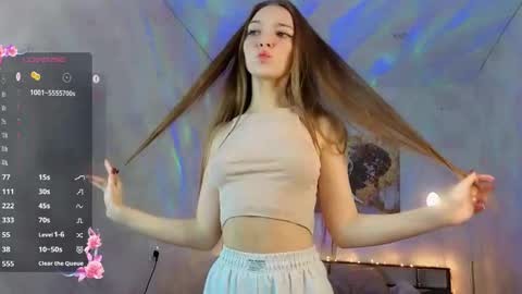 Snapshot of softy_bunny chatting on 05-29-26, 02:04 softy_bunny online show from 05-29-26, 02:04