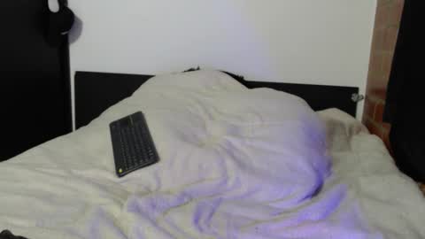 Snapshot of sofy_dep chatting on 11-13-25, 12:09 Sofy online show from 11-13-25, 12:09