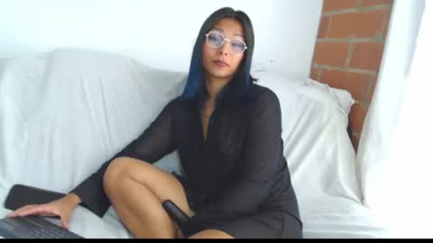 Snapshot of sofy_nix chatting on 06-23-26, 01:42 Sofy online show from 06-23-26, 01:42
