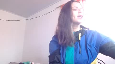 Snapshot of soka_lovers_04_ chatting on 12-27-24, 12:23 Sofia online show from 12-27-24, 12:23