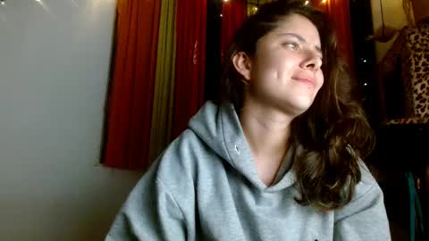 Snapshot of soka_lovers_04_ chatting on 01-28-25, 03:25 Sofia online show from 01-28-25, 03:25