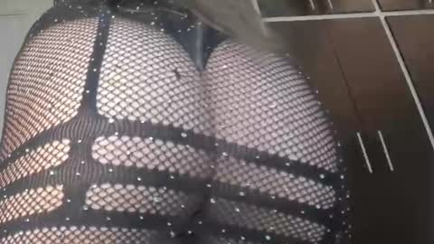 Snapshot of sol_angel_7 chatting on 08-03-26, 04:55 SOL ANGEL online show from 08-03-26, 04:55
