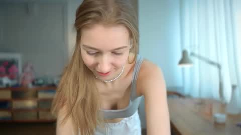 Bella online show from 02-23-25, 09:55