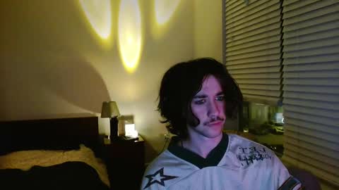 Snapshot of solis3 chatting on 12-15-25, 03:55 Solis3 online show from 12-15-25, 03:55