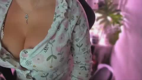 Gaby Solis online show from 08-01-26, 05:23