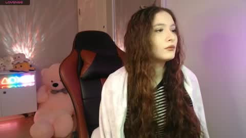 Snapshot of solitudebby chatting on 04-15-26, 10:21 Becky online show from 04-15-26, 10:21