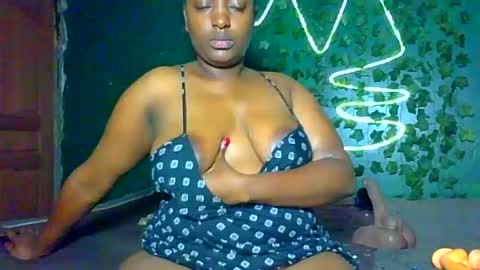 Snapshot of sollybunny chatting on 07-07-26, 12:57 Solly bunny online show from 07-07-26, 12:57