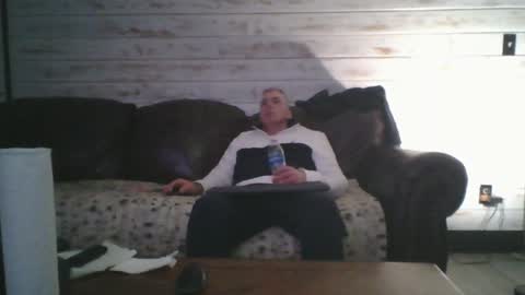 Snapshot of solodolo2020 chatting on 12-24-24, 08:00 I love watching beautiful women play with themselves online show from 12-24-24, 08:00