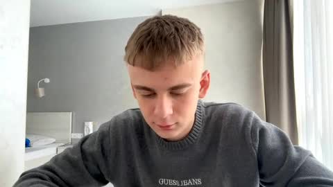 Snapshot of solofury chatting on 04-22-26, 08:39 Jett online show from 04-22-26, 08:39