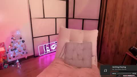 saraIG Solosara8 online show from 12-01-25, 04:17