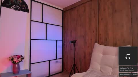 Snapshot of solosara8 chatting on 02-20-26, 06:19 saraIG Solosara8 online show from 02-20-26, 06:19