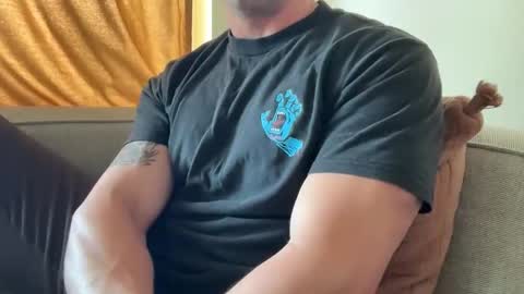 Snapshot of some_guy00 chatting on 01-12-26, 06:13 Some guy00 online show from 01-12-26, 06:13