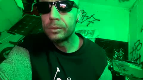 Snapshot of son_e_blacc chatting on 03-01-25, 05:38 Soni online show from 03-01-25, 05:38