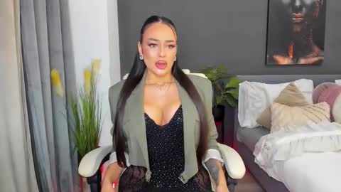 Snapshot of sonia__rey chatting on 11-23-25, 07:02 Sonia Rey online show from 11-23-25, 07:02