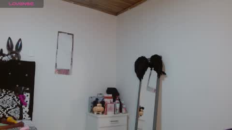 sonialatin69 online show from 10-02-25, 12:23