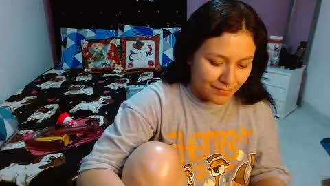 Snapshot of soniaplayass chatting on 12-17-24, 12:23 soniaplayass online show from 12-17-24, 12:23