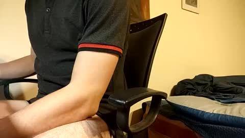 sonicegay online show from 11-23-25, 05:13