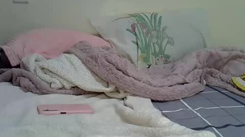 Snapshot of sonnia02 chatting on 01-16-26, 05:55 sonnia02 online show from 01-16-26, 05:55