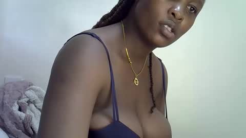 Snapshot of sonnia02 chatting on 02-03-26, 02:11 sonnia02 online show from 02-03-26, 02:11