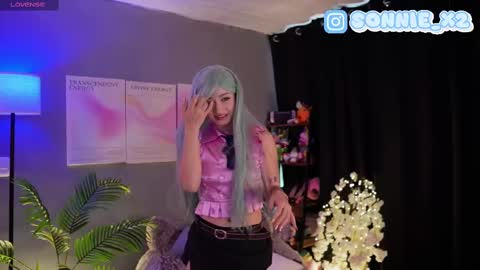 Sonnie online show from 09-19-25, 02:51