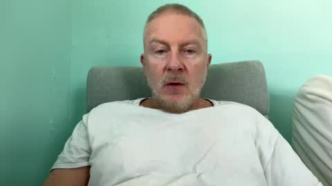 Max Banana online show from 12-22-24, 07:10