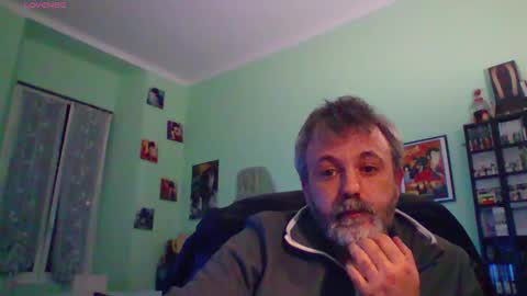 Snapshot of sonoboris chatting on 04-15-26, 07:58 sonoboris online show from 04-15-26, 07:58