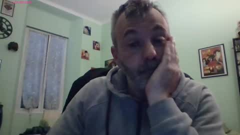 Snapshot of sonoboris chatting on 05-19-26, 04:52 sonoboris online show from 05-19-26, 04:52