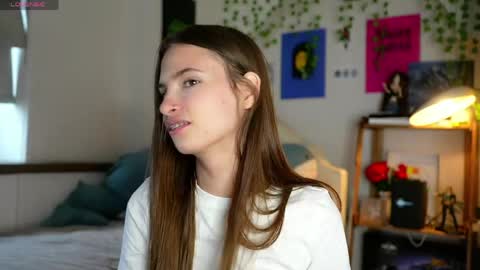 Eva 3 online show from 04-15-26, 08:43