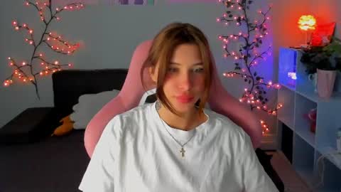 Snapshot of sonyamalish chatting on 07-02-26, 11:16 Sonya online show from 07-02-26, 11:16