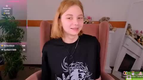 Snapshot of sookonstellita chatting on 11-05-25, 11:27 Litta online show from 11-05-25, 11:27