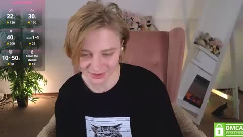 Litta online show from 04-28-26, 02:27