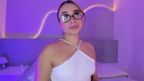 Sophia online show from 07-29-26, 07:56
