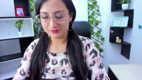 sophi_hardd online show from 04-24-26, 03:03