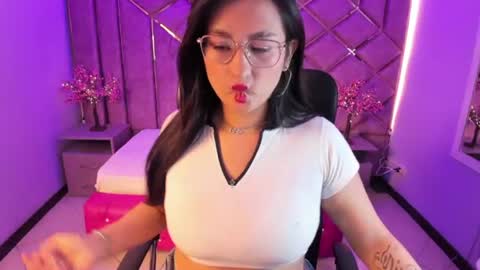 sophi_hardd online show from 06-14-26, 05:15