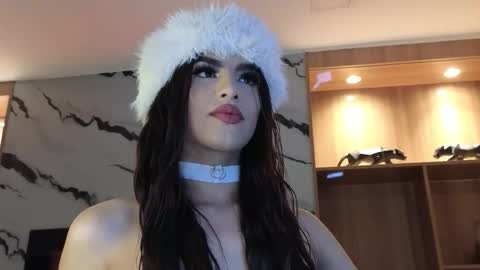 Sophia online show from 11-28-25, 10:01