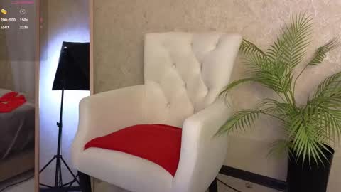 Sophia online show from 03-03-25, 01:21