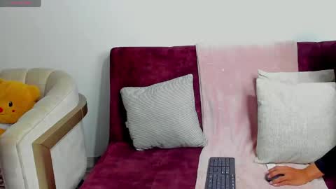 Snapshot of sophia_harry chatting on 05-15-26, 10:50 sophia CM online show from 05-15-26, 10:50