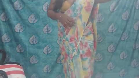 Sophia Tamil online show from 11-17-25, 05:19