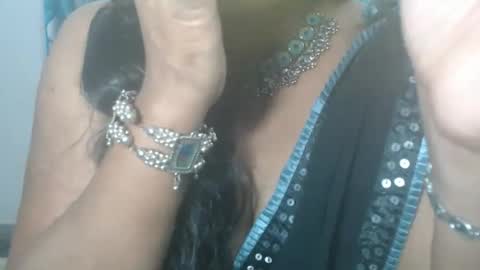 Sophia Tamil online show from 05-18-26, 04:51