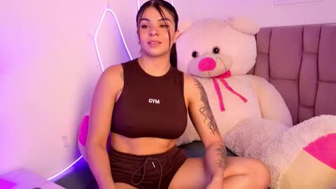 Snapshot of sophia_karsonn chatting on 11-13-25, 06:51 Sophia Carson online show from 11-13-25, 06:51