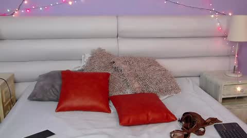 Snapshot of sophia_loreenn chatting on 01-05-25, 02:08 Sofia online show from 01-05-25, 02:08