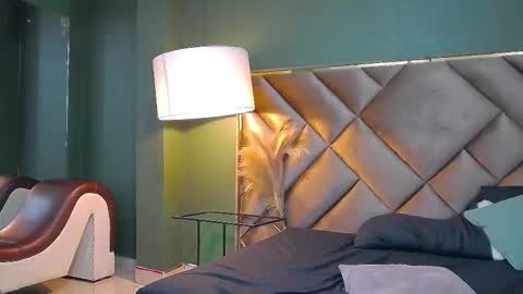 Snapshot of sophia_loreenn chatting on 09-09-25, 01:43 Sofia online show from 09-09-25, 01:43