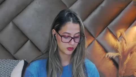 Snapshot of sophia_loreenn chatting on 10-07-25, 01:52 Sofia online show from 10-07-25, 01:52