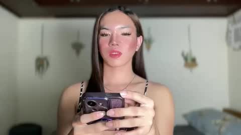 Snapshot of sophia_miller69x chatting on 02-24-25, 12:37 SOPHIA online show from 02-24-25, 12:37