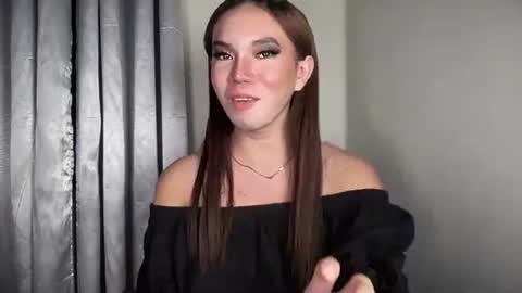Snapshot of sophia_miller69x chatting on 03-06-25, 09:25 SOPHIA online show from 03-06-25, 09:25