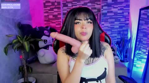 Sophia online show from 11-22-25, 11:59