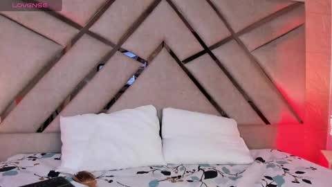 Sophia Paris online show from 05-25-26, 03:23